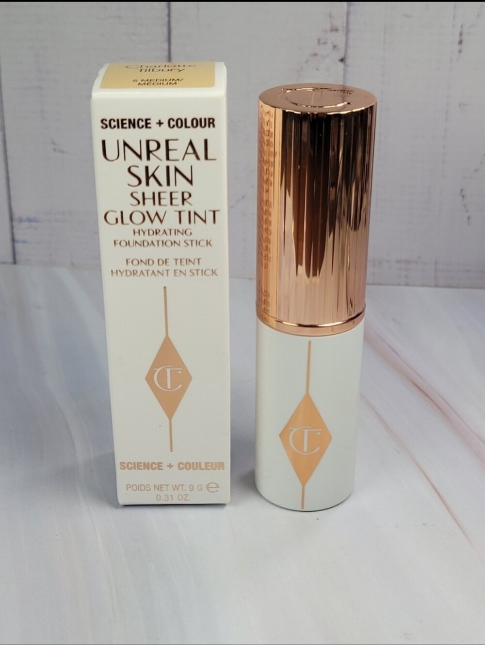 Charlotte Tilbury Unreal Skin Sheer Glow Tint Hydrating Foundation Stick BNIB